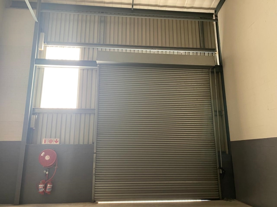 To Let commercial Property for Rent in Stikland Western Cape